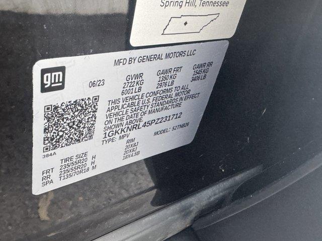 2023 GMC Acadia Vehicle Photo in LEOMINSTER, MA 01453-2952