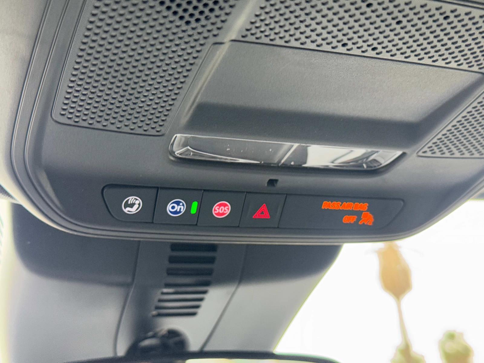 2025 Chevrolet Traverse Vehicle Photo in LOS ANGELES, CA 90007-3794