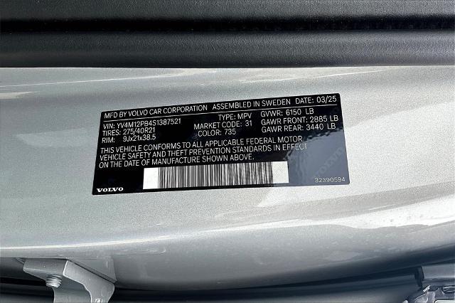 2025 Volvo XC90 Vehicle Photo in Houston, TX 77007