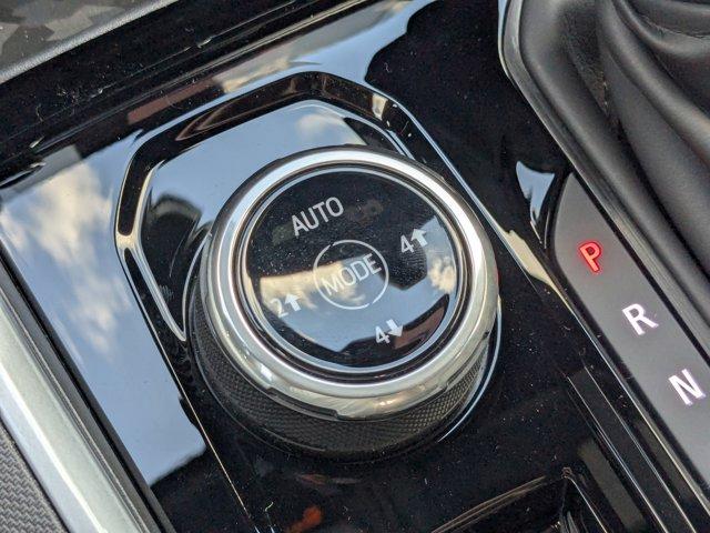 2025 Chevrolet Colorado Vehicle Photo in BRUNSWICK, GA 31525-1881