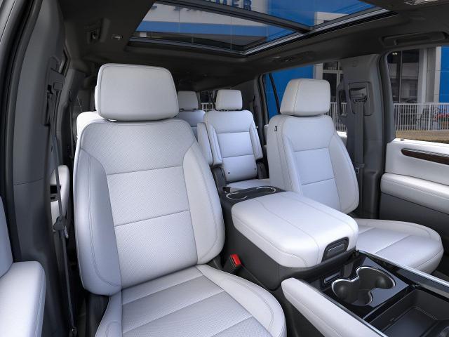 2025 Chevrolet Suburban Vehicle Photo in INDEPENDENCE, MO 64055-1314