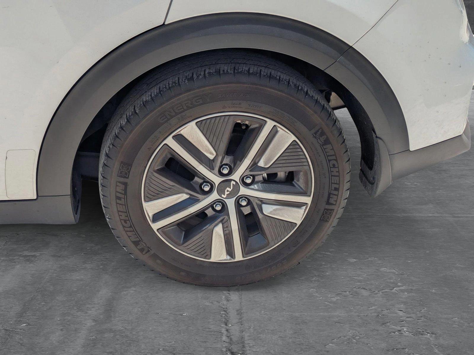 2022 Kia Niro Vehicle Photo in Bradenton, FL 34207