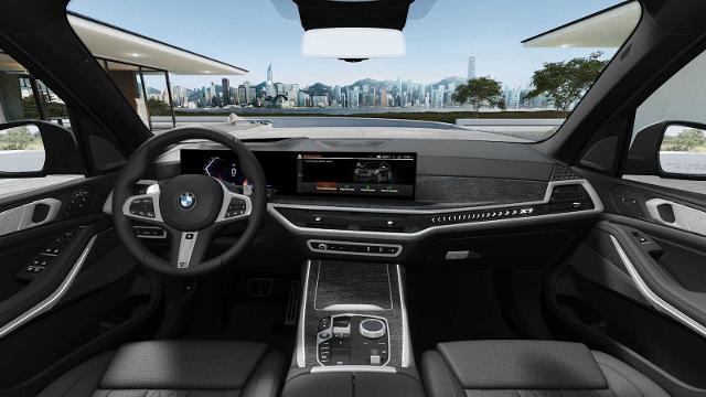 2026 BMW X7 xDrive40i Vehicle Photo in GRAPEVINE, TX 76051