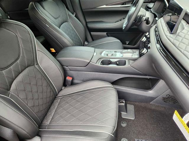2025 INFINITI QX60 Vehicle Photo in Fort Worth, TX 76132