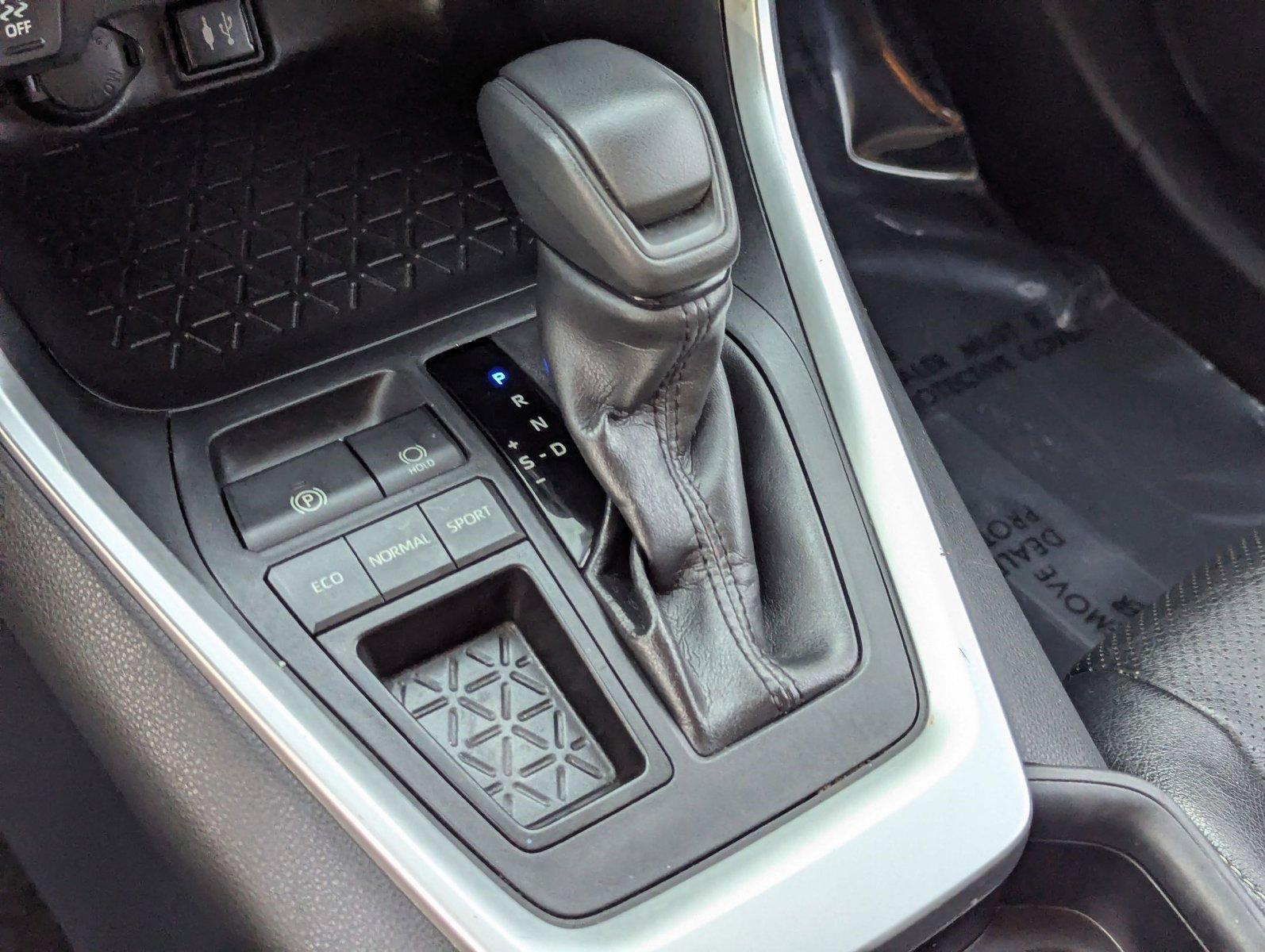2019 Toyota RAV4 Vehicle Photo in MIAMI, FL 33134-2699