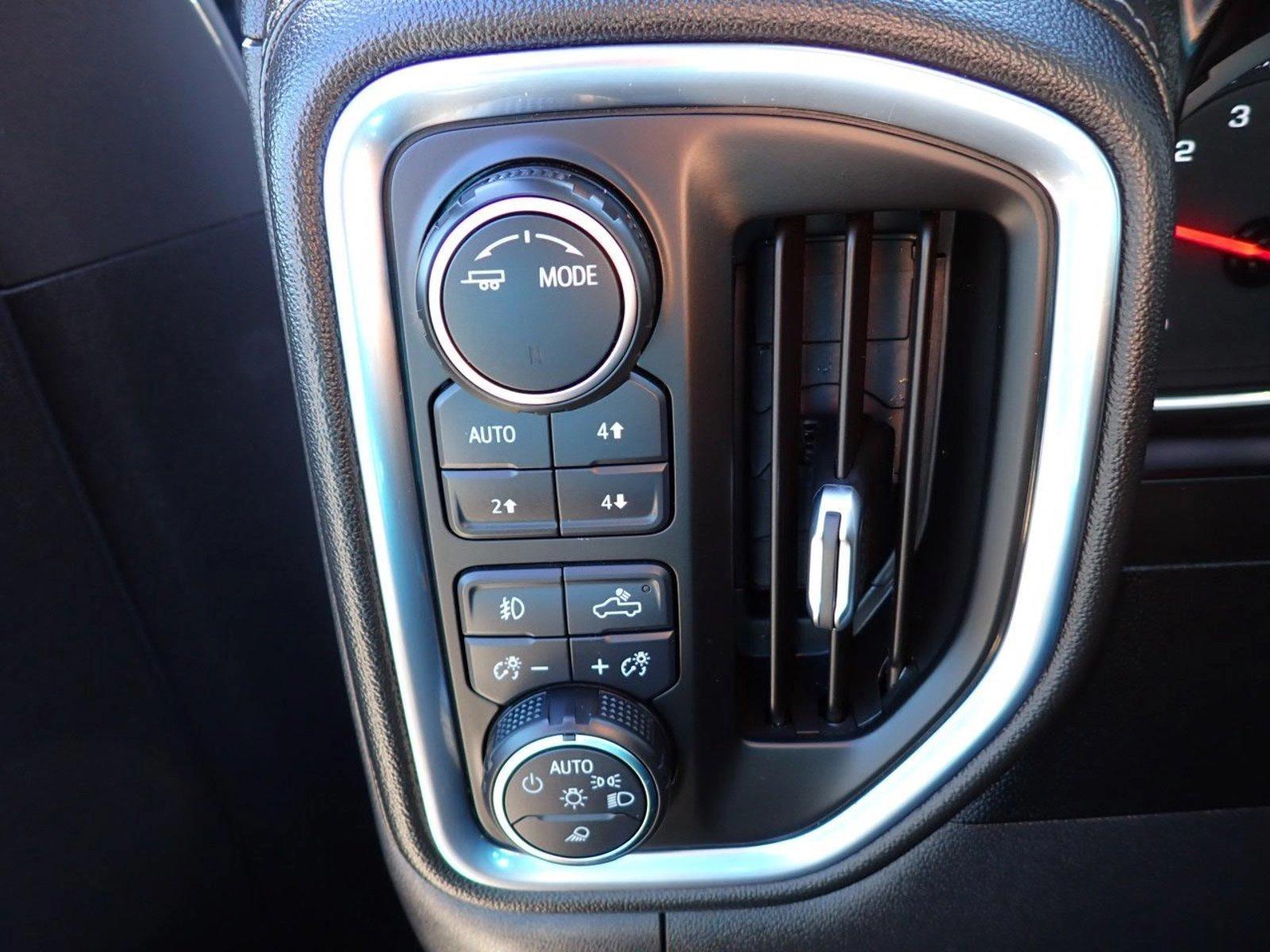 2021 Chevrolet Silverado 1500 Vehicle Photo in DENVER, CO 80221-3610