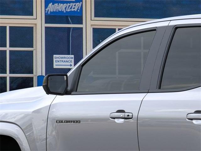 2025 Chevrolet Colorado Vehicle Photo in ENGLEWOOD, CO 80113-6708