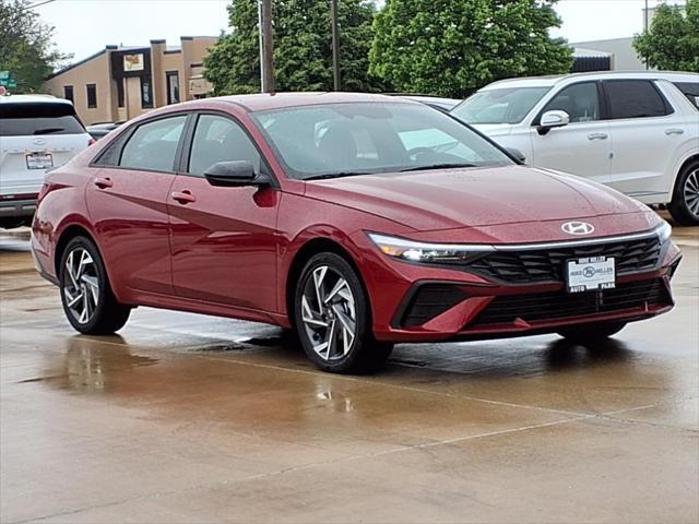 2025 Hyundai ELANTRA Hybrid Vehicle Photo in Peoria, IL 61615