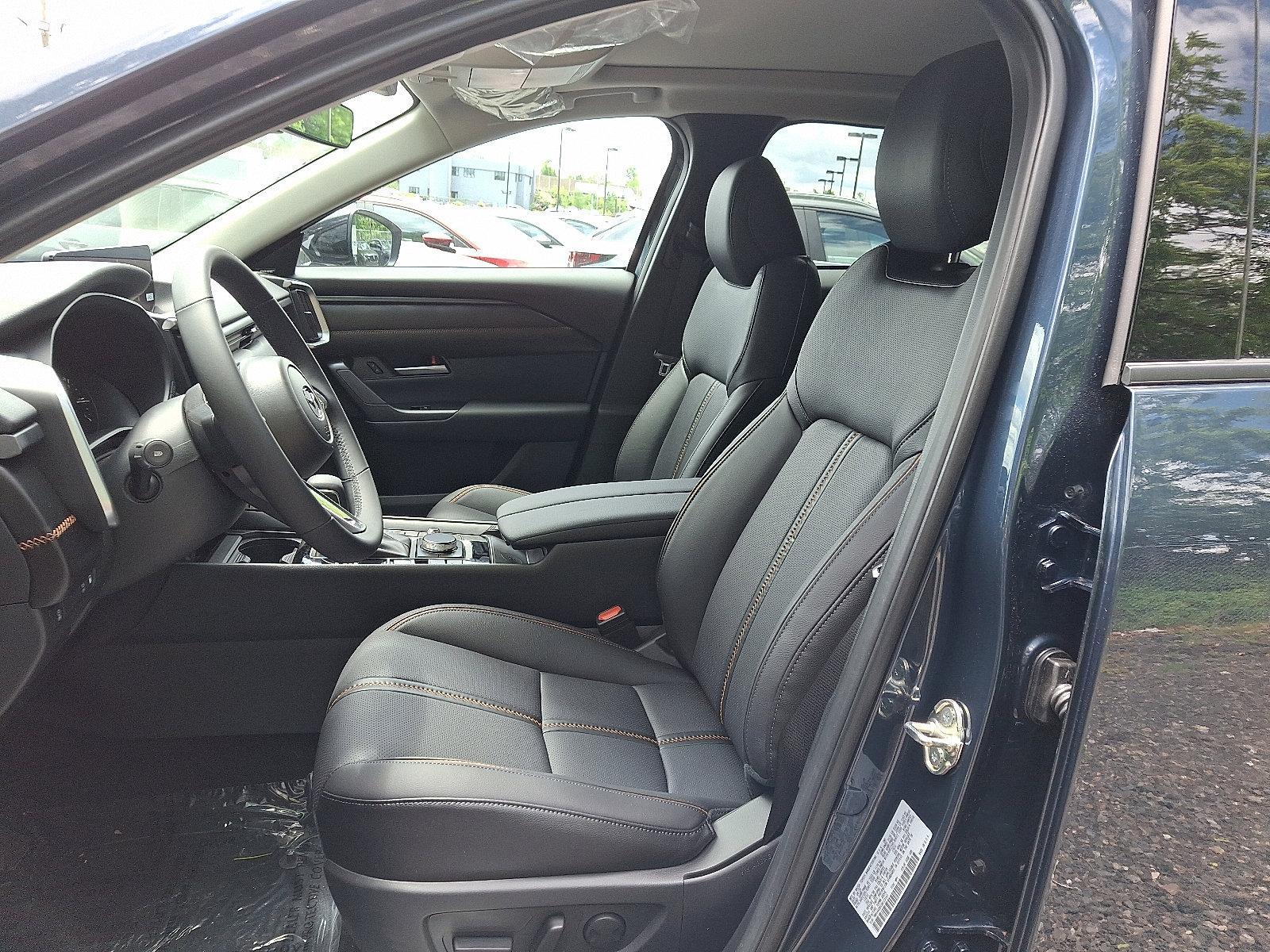 2025 Mazda CX-50 Hybrid Vehicle Photo in Trevose, PA 19053