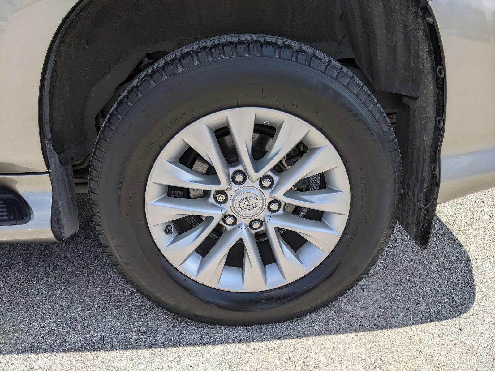 2021 Lexus GX 460 Vehicle Photo in Seguin, TX 78155