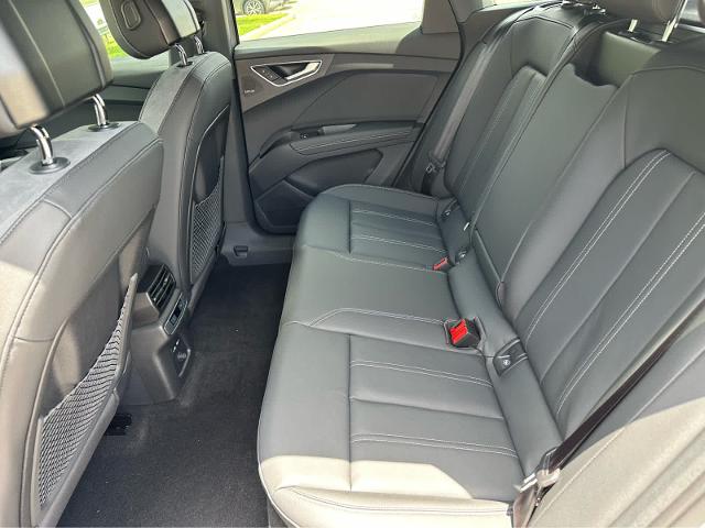 2025 Audi Q4 e-tron Vehicle Photo in HOUSTON, TX 77090