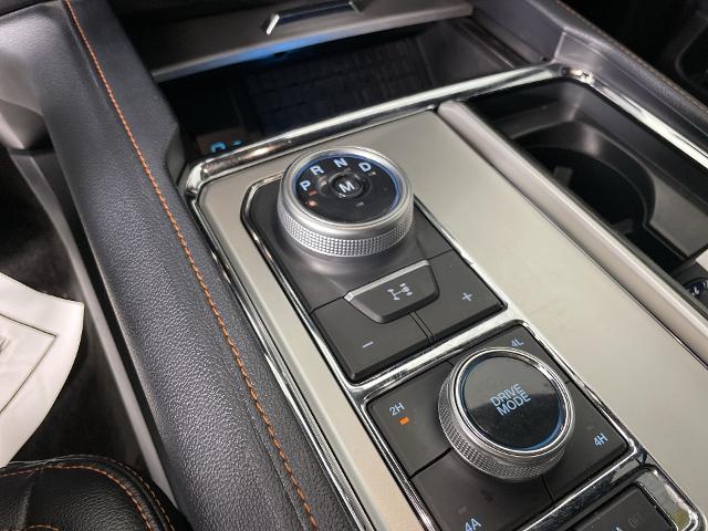 2023 Ford Expedition Vehicle Photo in GILBERT, AZ 85297-0402