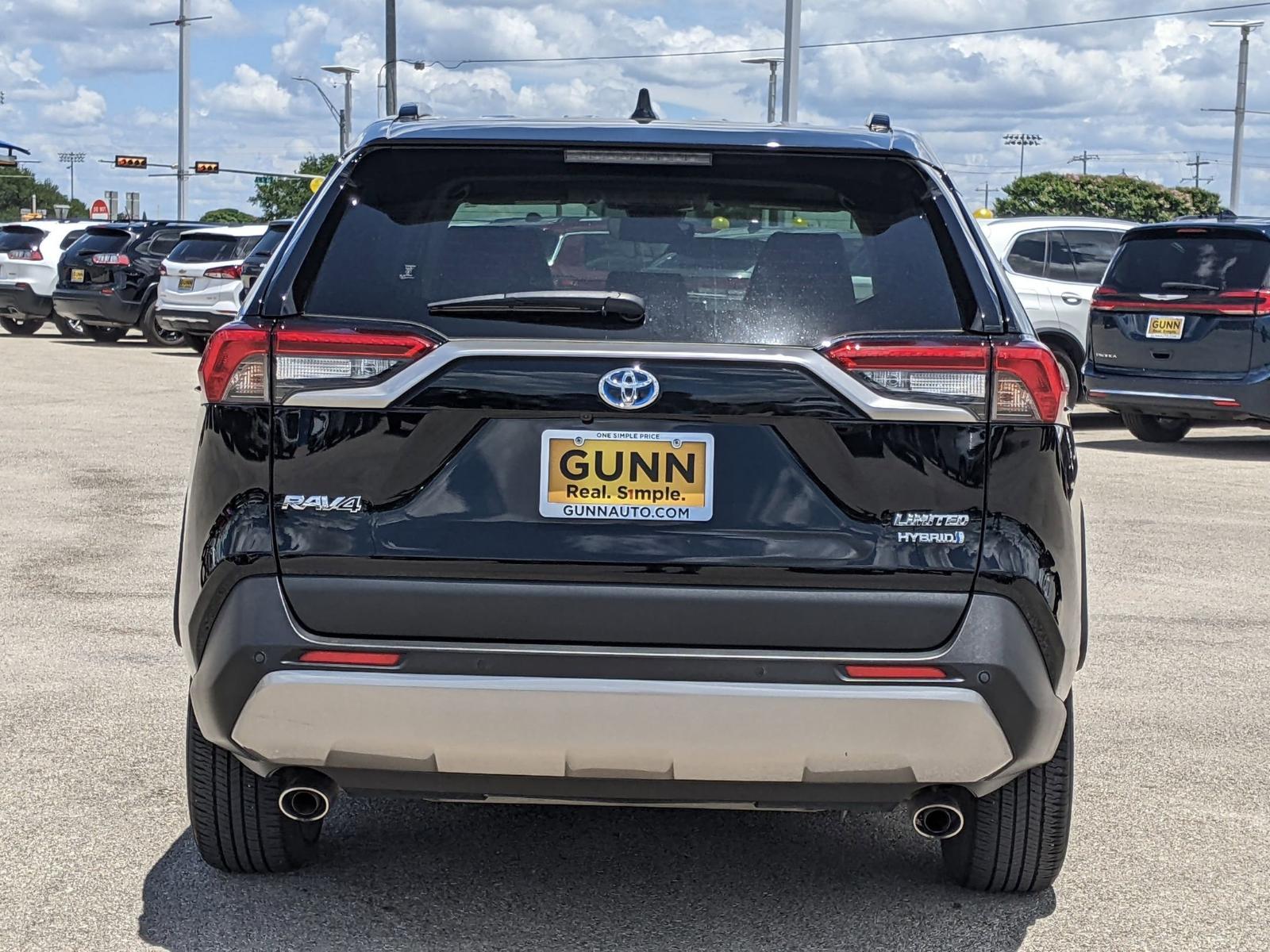 2022 Toyota RAV4 Vehicle Photo in Seguin, TX 78155