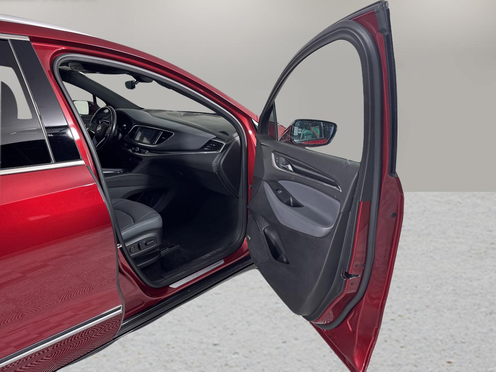 2024 Buick Enclave Vehicle Photo in GEORGETOWN, TX 78626-7508