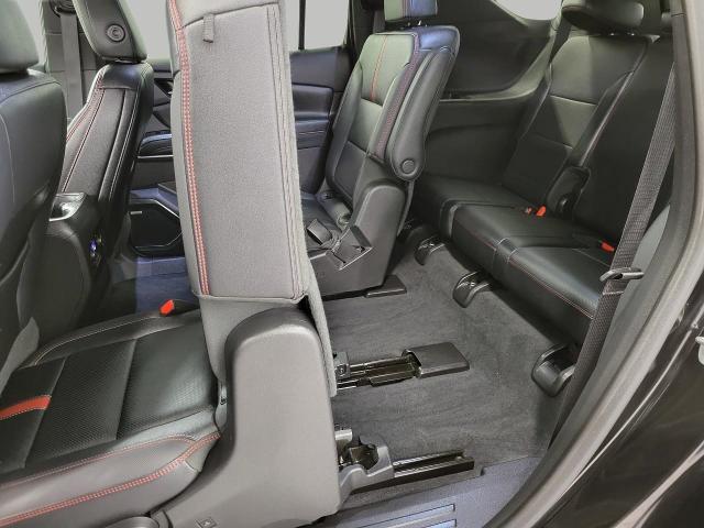 2024 Chevrolet Traverse Vehicle Photo in APPLETON, WI 54914-4656