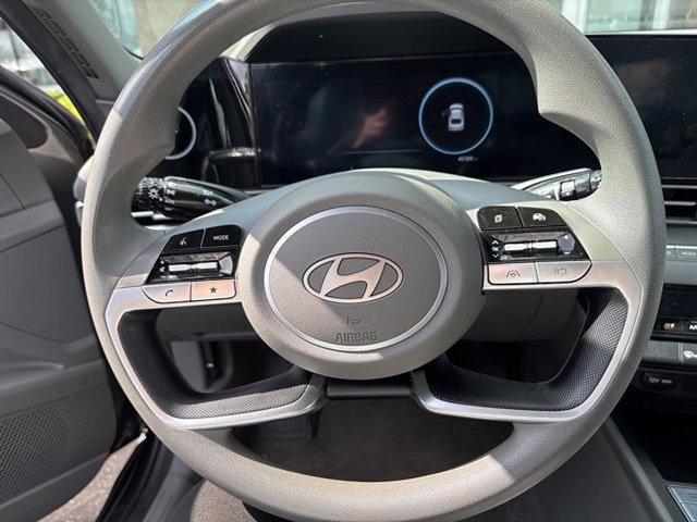 2024 Hyundai ELANTRA Vehicle Photo in Philadelphia, PA 19116