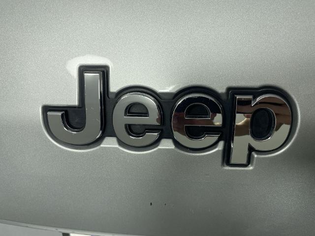 2021 Jeep Grand Cherokee L Vehicle Photo in GILBERT, AZ 85297-0402