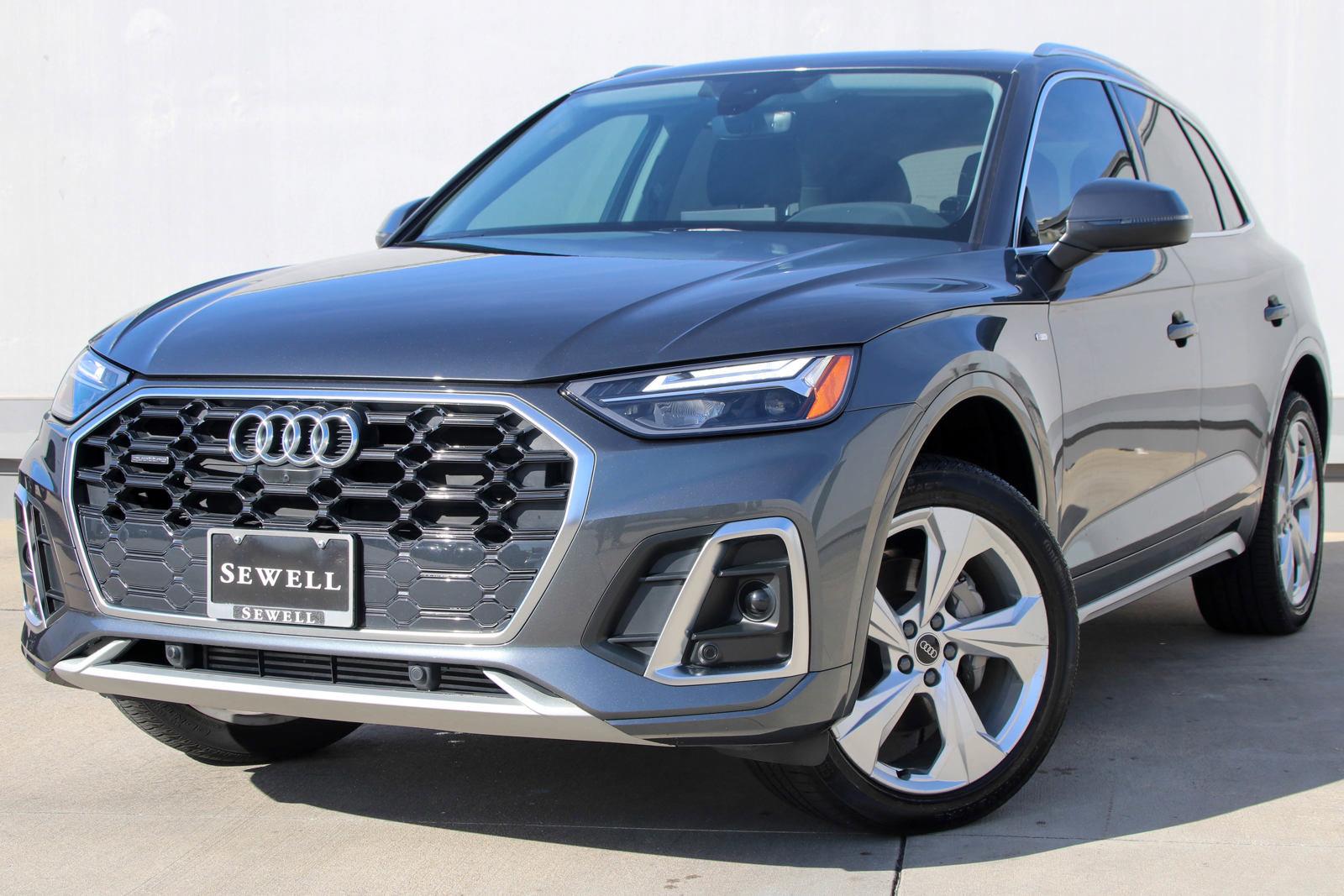 2024 Audi Q5 Vehicle Photo in SUGAR LAND, TX 77478