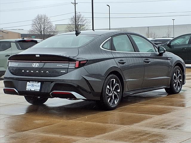 2025 Hyundai SONATA Vehicle Photo in Peoria, IL 61615