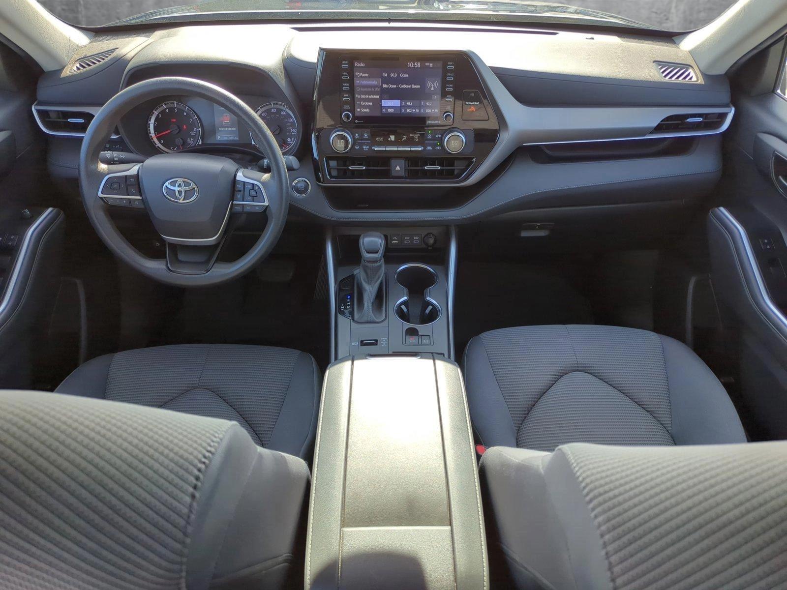 2022 Toyota Highlander Vehicle Photo in Ft. Myers, FL 33907