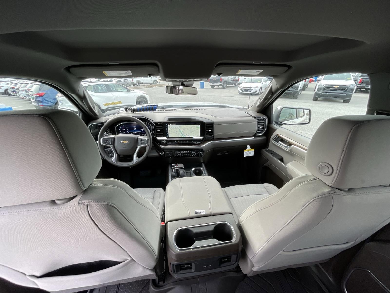 2025 Chevrolet Silverado 1500 Vehicle Photo in BENTONVILLE, AR 72712-4322