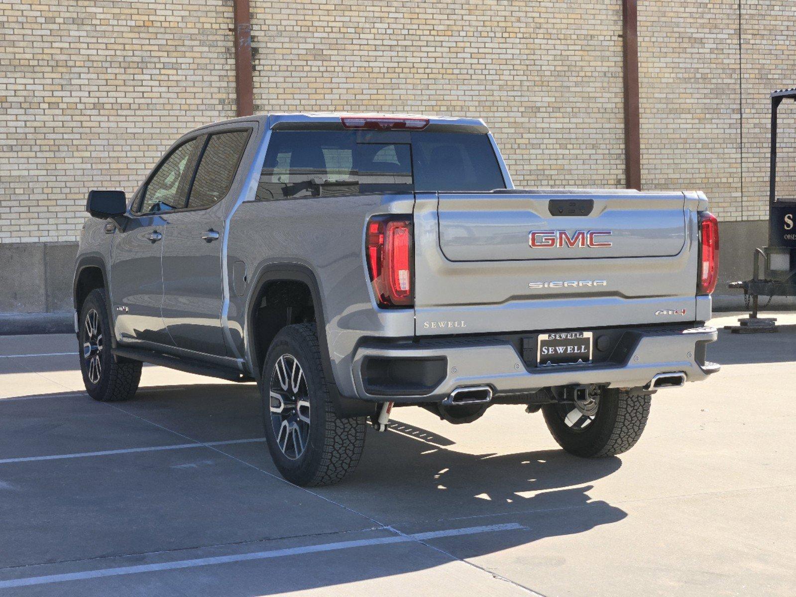 2025 GMC Sierra 1500 Vehicle Photo in DALLAS, TX 75209-3016