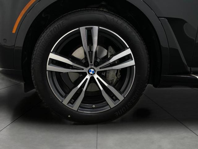 2023 BMW X7 xDrive40i Vehicle Photo in Appleton, WI 54913