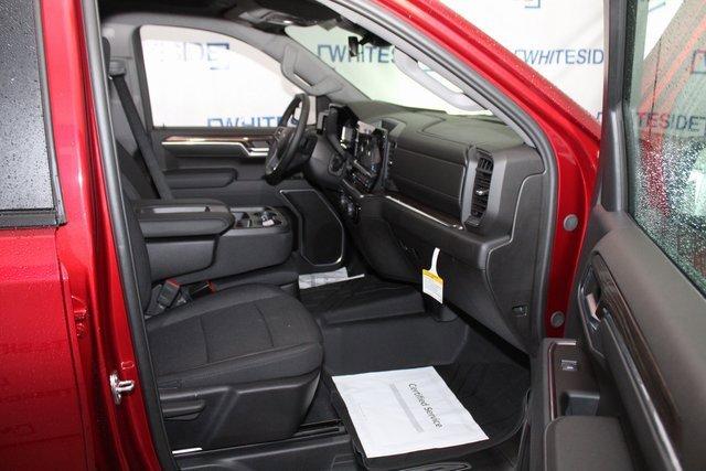 2024 Chevrolet Silverado 1500 Vehicle Photo in SAINT CLAIRSVILLE, OH 43950-8512