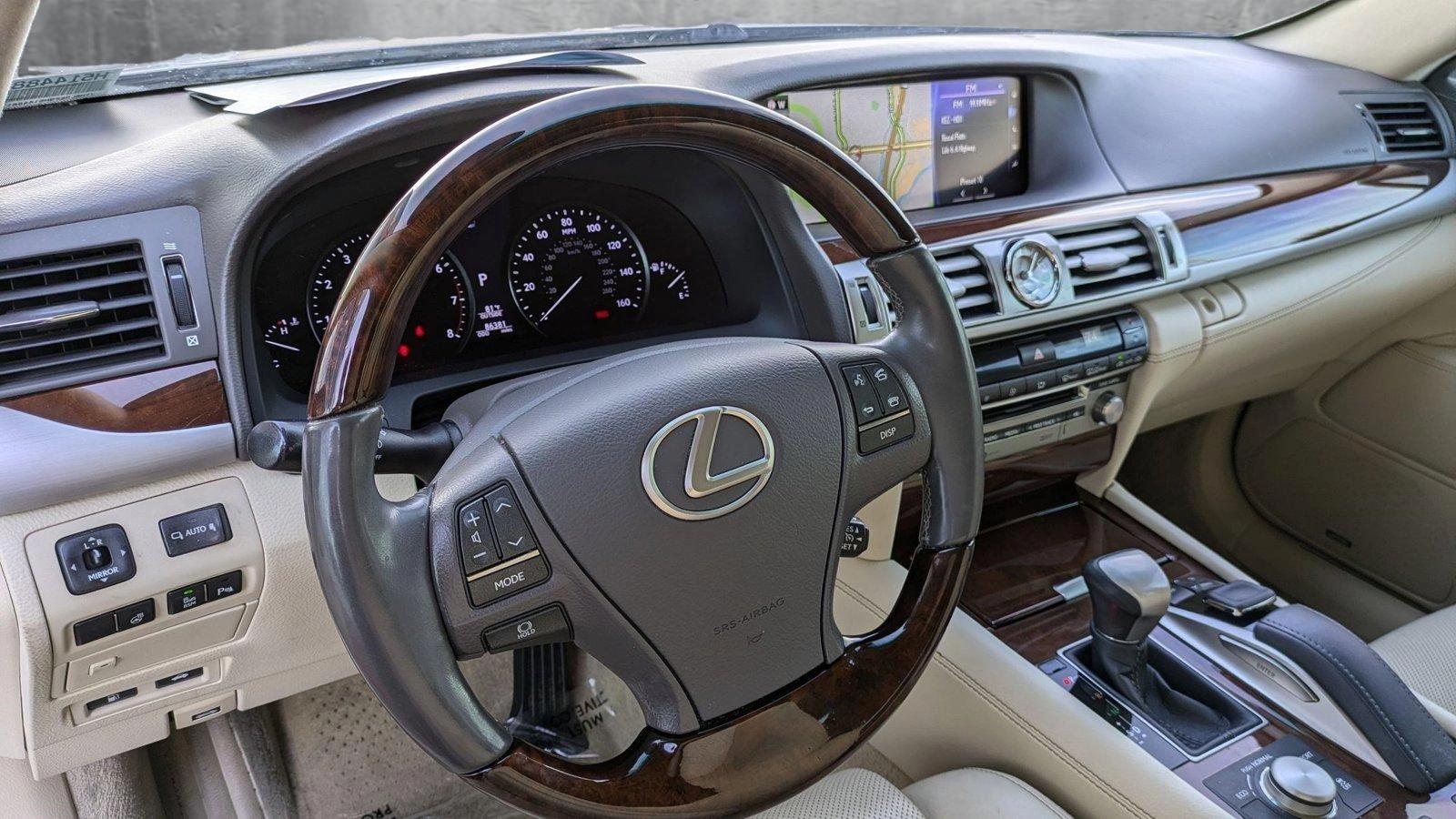 2017 Lexus LS 460 Vehicle Photo in Peoria, AZ 85382