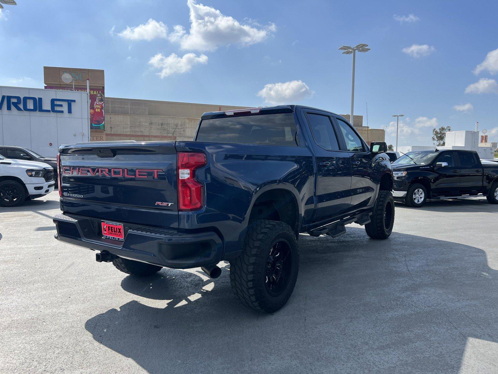 2022 Chevrolet Silverado 1500 LTD Vehicle Photo in LOS ANGELES, CA 90007-3794