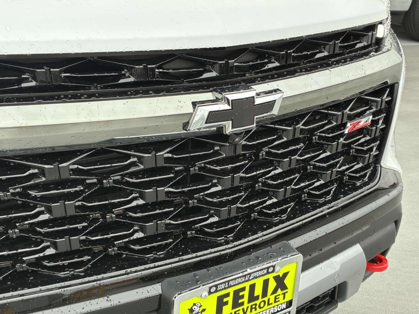 2025 Chevrolet Traverse Vehicle Photo in LOS ANGELES, CA 90007-3794