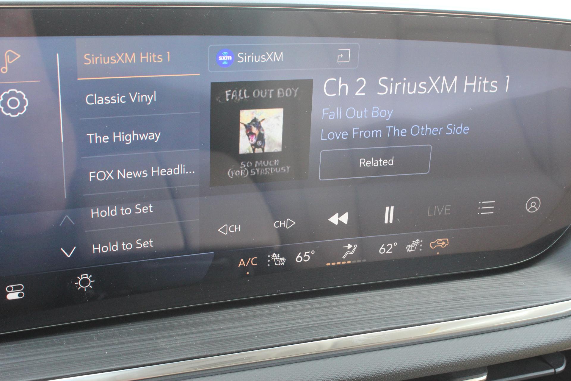 2025 Buick Envision Vehicle Photo in AURORA, CO 80012-4011