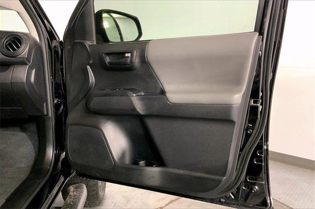 2023 Toyota Tacoma 4WD Vehicle Photo in INDEPENDENCE, MO 64055-1314