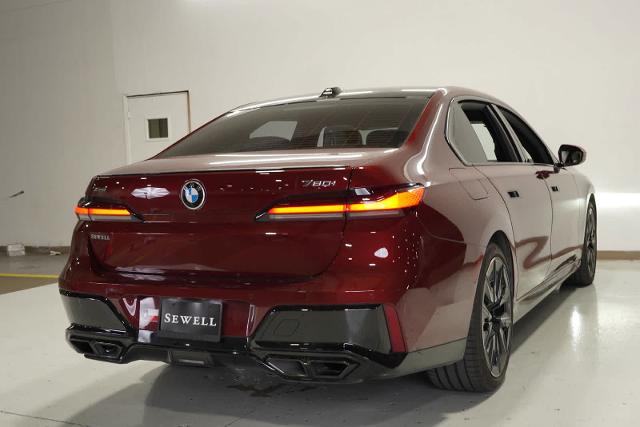 2023 BMW 760i xDrive Vehicle Photo in GRAPEVINE, TX 76051
