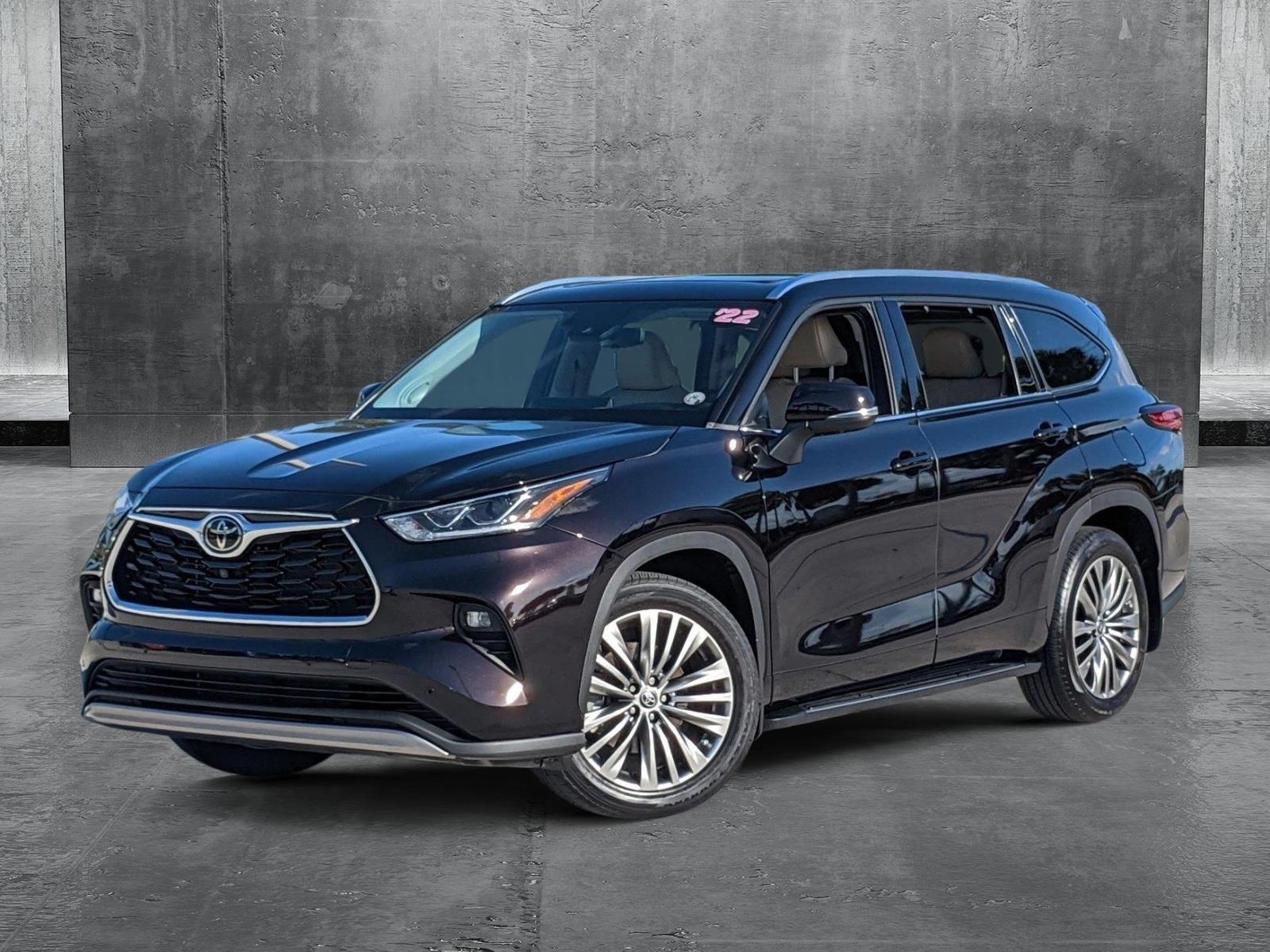 2022 Toyota Highlander Vehicle Photo in Davie, FL 33331