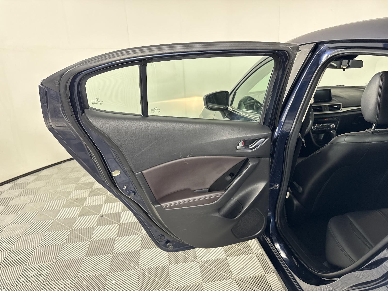 2018 Mazda Mazda3 5-Door Vehicle Photo in Georgetown, TX 78626