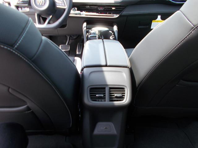2025 Buick Envision Vehicle Photo in LOWELL, MA 01852-4336