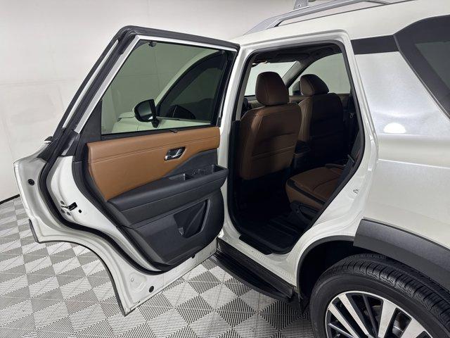2022 Nissan Pathfinder Vehicle Photo in Georgetown, TX 78626