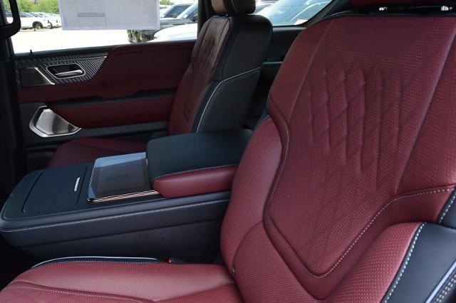 2025 INFINITI QX80 Vehicle Photo in Houston, TX 77090