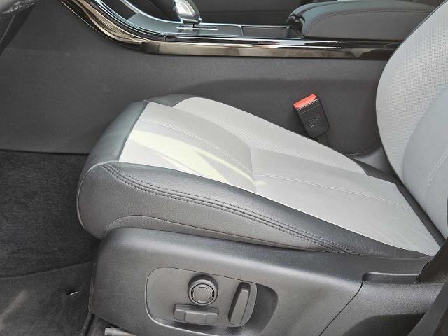 2025 Range Rover Velar Vehicle Photo in AUSTIN, TX 78717