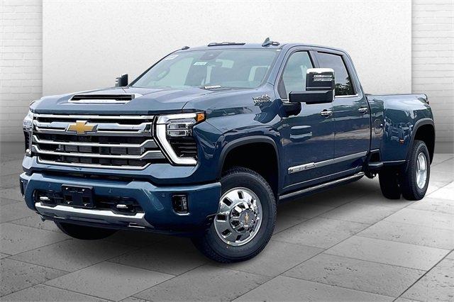 2025 Chevrolet Silverado 3500 HD Vehicle Photo in INDEPENDENCE, MO 64055-1314