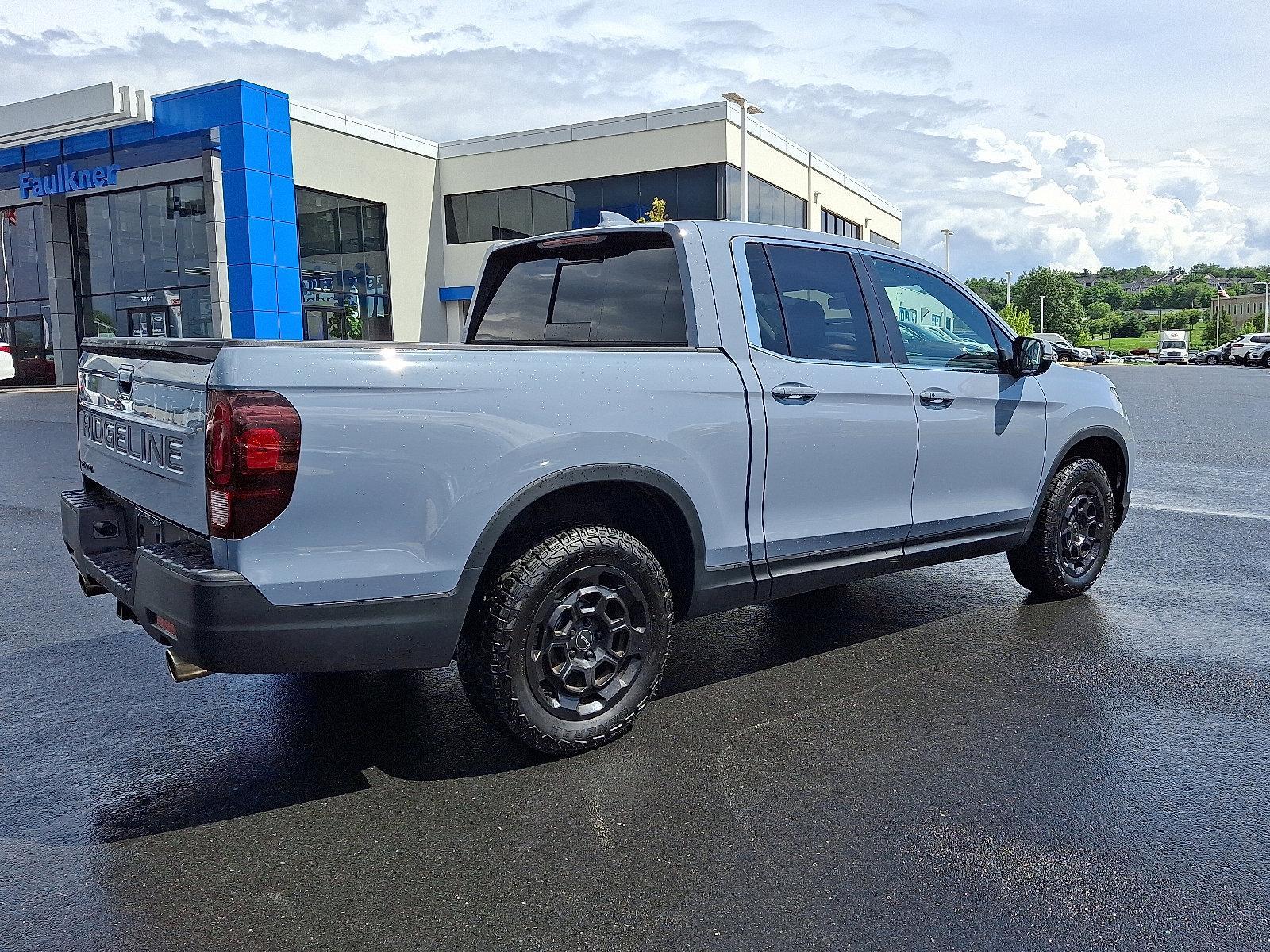 2025 Honda Ridgeline Vehicle Photo in Harrisburg, PA 17111