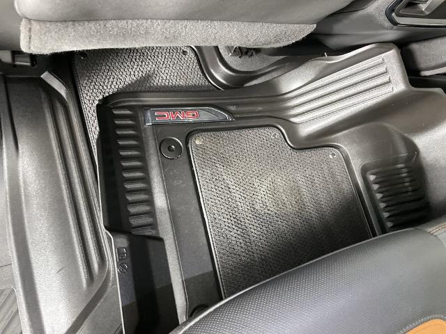 2023 GMC Sierra 1500 Vehicle Photo in GILBERT, AZ 85297-0402