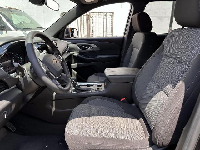 2023 Chevrolet Traverse Vehicle Photo in Roslyn, NY 11576