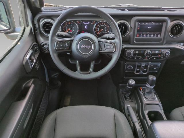 2023 Jeep Gladiator Vehicle Photo in Brunswick, GA 31525