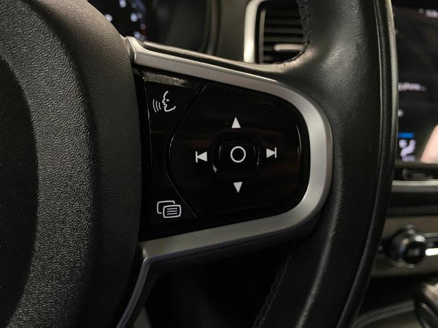 2022 Volvo XC90 Vehicle Photo in Appleton, WI 54913