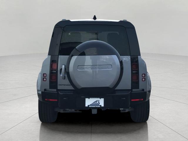 2024 Land Rover Defender Vehicle Photo in GREEN BAY, WI 54303-3330