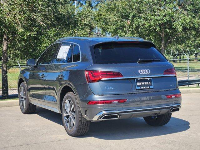 2024 Audi Q5 Vehicle Photo in HOUSTON, TX 77090