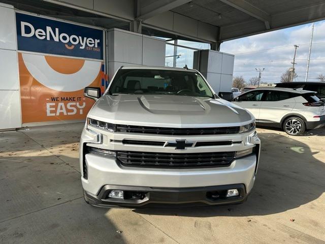 Certified 2022 Chevrolet Silverado 1500 Limited RST with VIN 1GCUYEED3NZ157978 for sale in Holland, MI