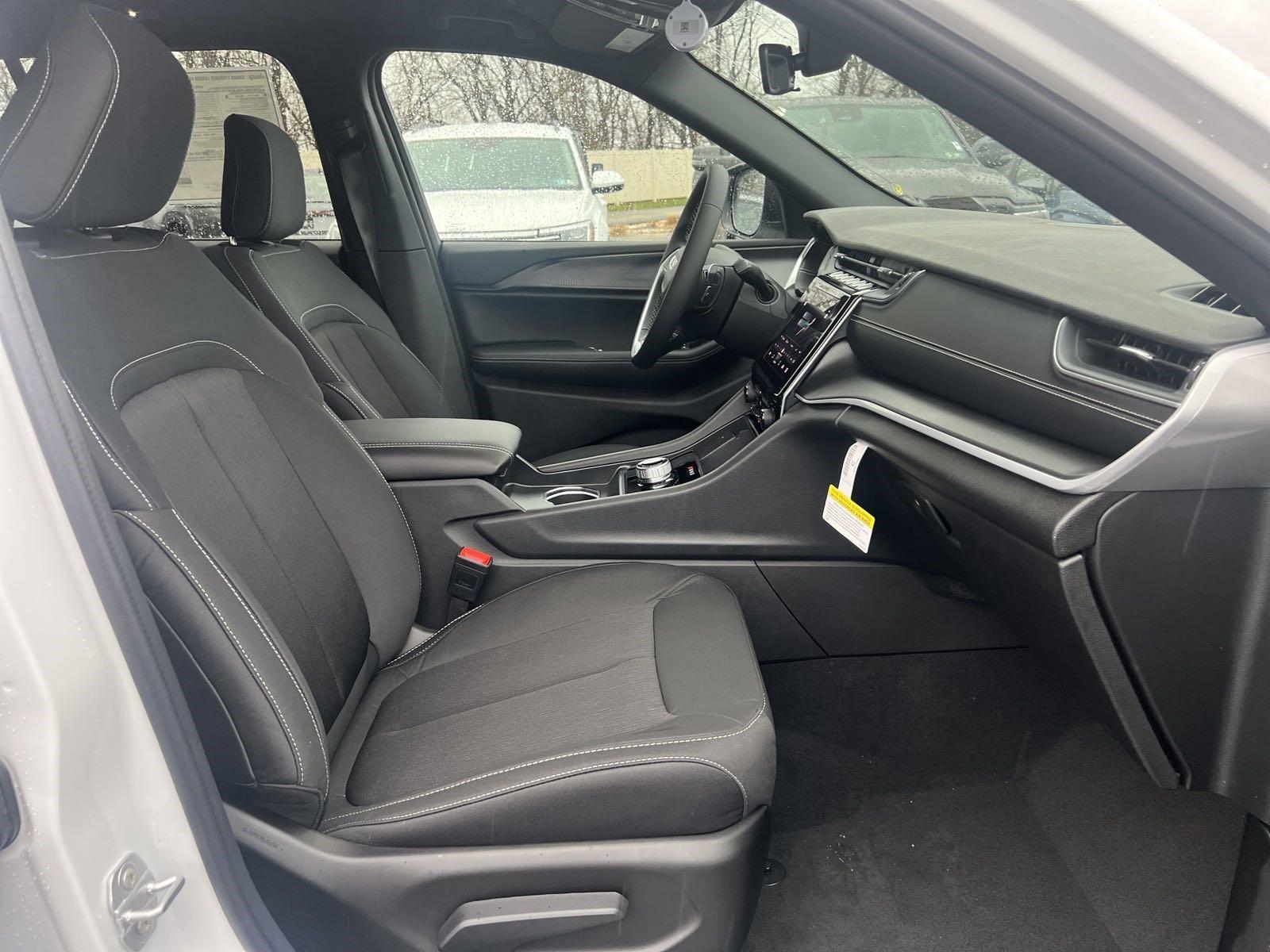 2025 Jeep Grand Cherokee Vehicle Photo in Mechanicsburg, PA 17050-1707